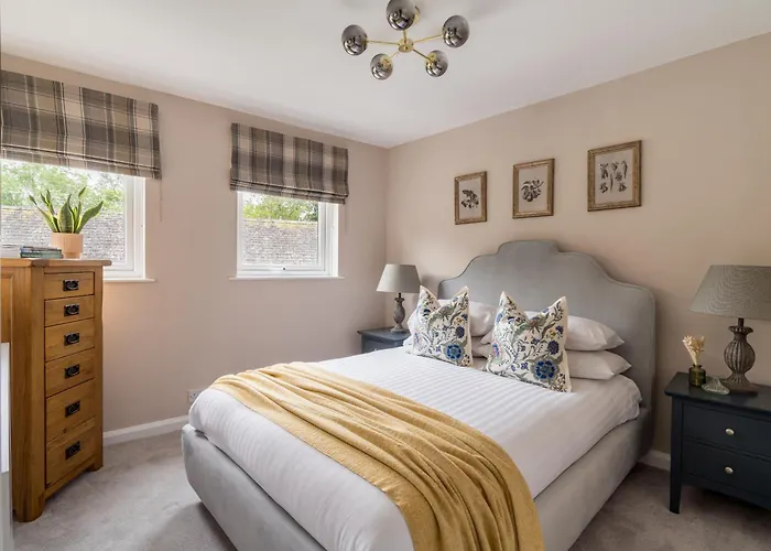 Oakbank-Central Grasmere